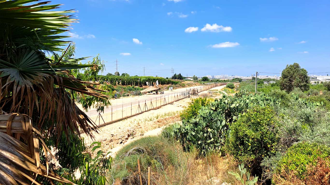 גדר ההפרדה באזור שבו ירו חיילים בנביל ר'אנם למוות. צילום: עבד אל-כרים סעדי, בצלם, 6.7.22