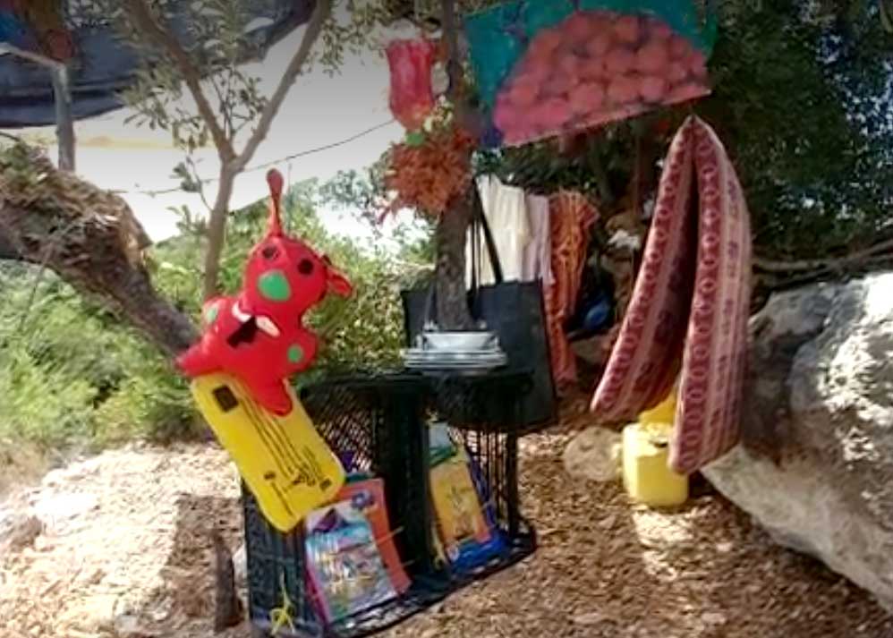 חלק מסדנת האמנות לפני שפורקה. התמונה באדיבות העדה  