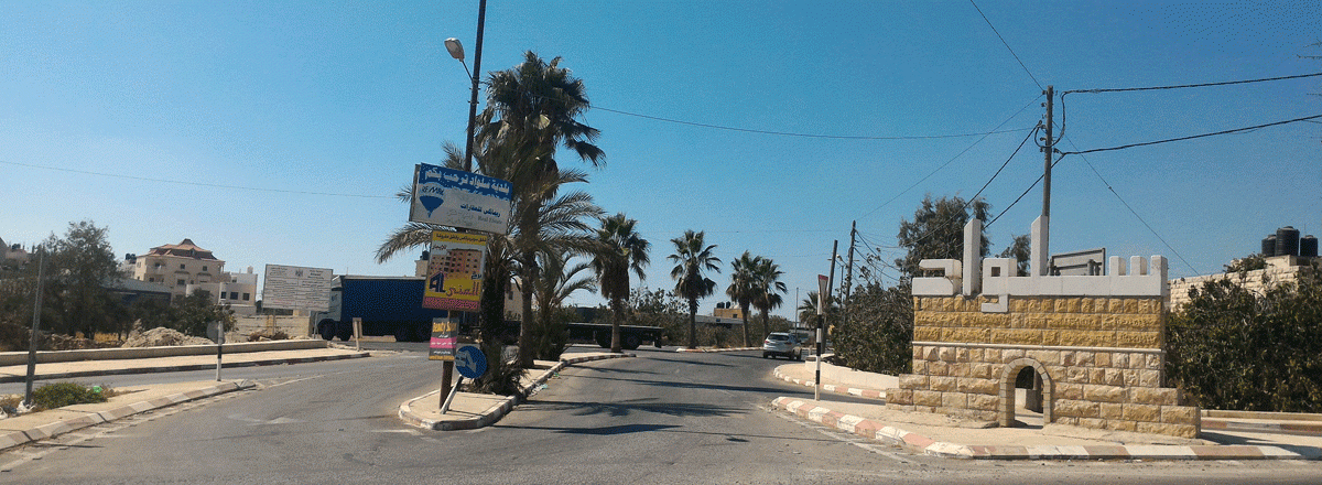 הכניסה לעיירה סילוואד. צילום: איאד חדאד, בצלם, 23.8.17