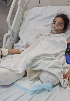 Razan Barbakh with her twin sister Rawan before the war. Photo courtesy of the family 