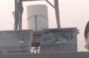 לוחות סולאריים שניפצו המתנחלים על גג הבית. התמונות באדיבות המשפחה