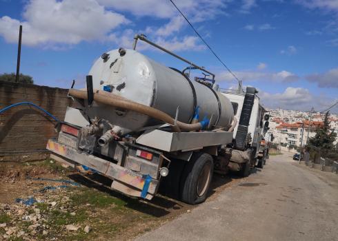 דיר דובוואן, 3.2.20 – השחתת צמיגים של 27 מכוניות וריסוס כתובות נאצה.