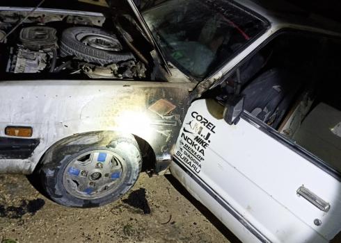 The car torched by settlers. Photo courtesy of Hamdan. 