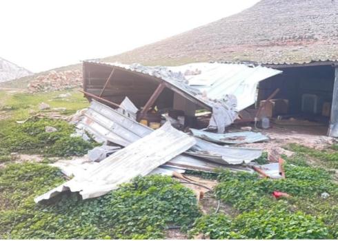 אחד הצריפים שהשחיתו המתנחלים. התמונה באדיבות המשפחה.