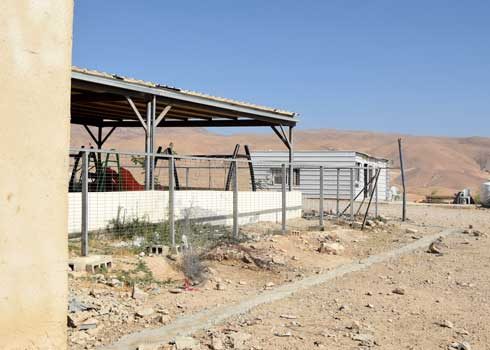 جدار المدرسة الذي لم تكتمل إقامته بسبب المصادرة. تصوير: عارف دراغمة، بتسيلم، 27.7.23  