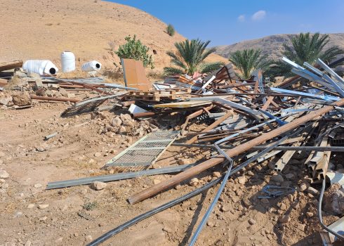 ركام أحد المباني في قرية الجفتلك. تصوير: عارف دراغمة، بتسيلم