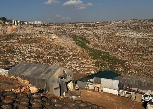 המאהל של משפחת א-נוואבית. צילום: מוחמד רומאנה, בצלם