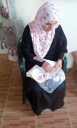 نعمة الوحش، الصورة بلطف منها